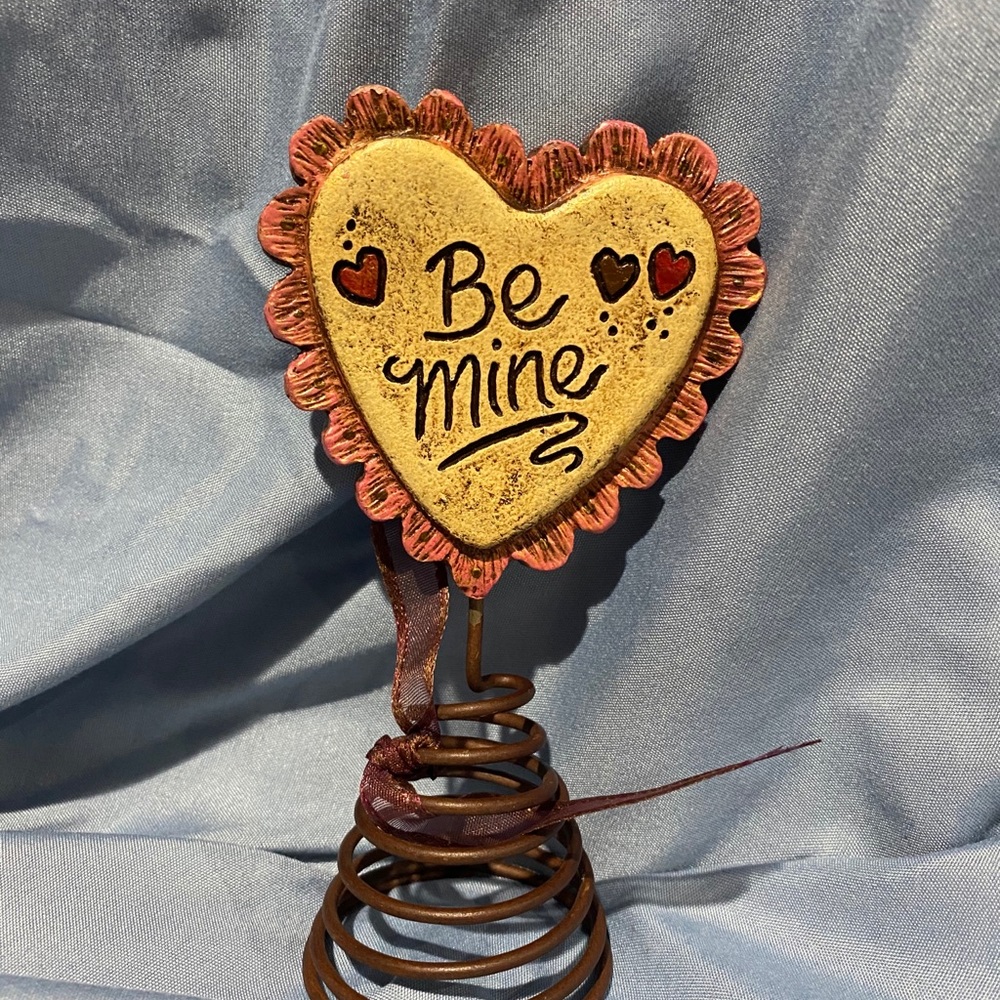 “Be mine” decor - Picture 2 of 2